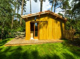 Cabane forêt proche plage, viešbutis mieste Pyla-sur-Mer