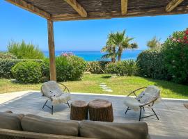 Luxury beach front Villa & Private garden