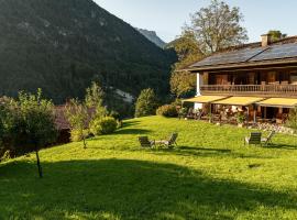 Hotel & Chalets Lampllehen, hotell i Marktschellenberg