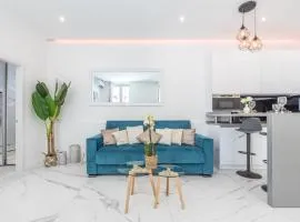 LB Vacation Rentals I Renovated Apt Minutes from Beach - Palais - 30m2 Terrace