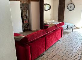 CASA DI LUCA, holiday rental in Stezzano