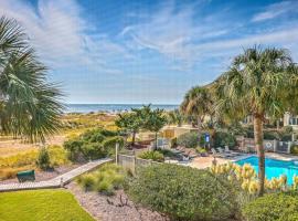 New Listing! Port O' Call E203-Luxury Ocean View!, cheap hotel in Isle of Palms