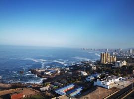 frente a playa vista panorámica Departamento 3 Habitaciones 2 Baños Iquique、イキケのビーチ周辺のバケーションレンタル