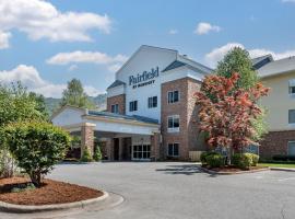 Fairfield Inn & Suites Cherokee, hotel v destinaci Cherokee