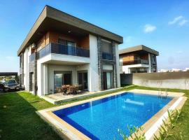 Modern Luxury Villa، فيلا في أنطاليا