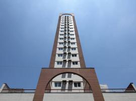 Apartamento Central - Andar alto, hotel in Joinville