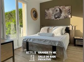 Chambre Sérénité dans maison au calme โรงแรมในกงเปียญ