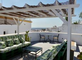 Casa Bonhomía - Boutique Guesthouse, hotel in Vejer de la Frontera