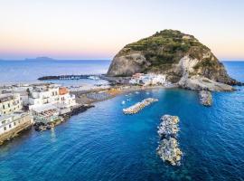Roccobarocco Boutique Hotel, hotell i Sant'Angelo, Ischia