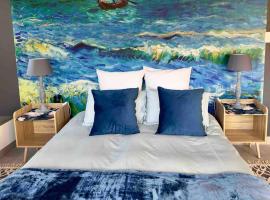 Vincent - Artistic Luxury Suite, hotel em Mossel Bay