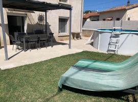 Chez Val et Phil, hotel v destinaci La Voulte-sur-Rhône