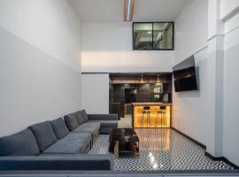 Buakhao Villa Pattaya Center 5 bedroom、パタヤ・セントラルのヴィラ