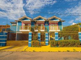 happiness house/ casa da felicidade, hotel i Cuiabá