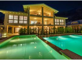 Villa TaDi LaRo Luxury Panorama Comer See Colico，Carriola的飯店