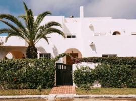 Villa Vue sur la Méditerranée, počitniška hiška v mestu Cabo Negro