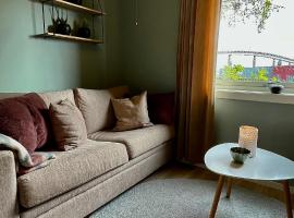 Strøken liten leilighet i Svolvær., khách sạn ở Svolvær