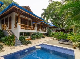 Blue Surf Sanctuary, hotel in Santa Teresa Beach