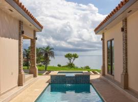 Arrue's Coastal Escape, villa en Pedasí Town