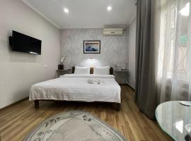 FRОDО - Cozy as a home for 2-5 persons, hotel sa Tashkent