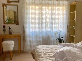 Casa Vacanza Lilia vicino la Stazione e Caserma