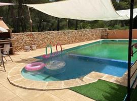 Casa del jabali - Tiny house, hotel en Tivissa