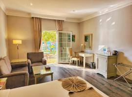 Montrose - A Mayfair Collection Hotel, hotel berdekatan Lapangan Terbang Antarabangsa Kuwait - KWI, Kuwait