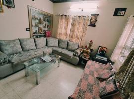 Gurunilayam: Big cozy house, cottage in Mysore