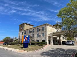 Comfort Suites San Antonio Near Seaworld