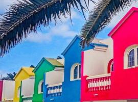 Galera Beach Boutique Art Villas with Private Pools, Free Wifi & BBQ, Corralejo by Amazzzing Travel – hotel w Corralejo