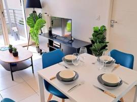 Casa Rosa : appartement moderne avec balcon, alojamento com cozinha em Tassin-la-Demi-Lune