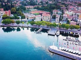 La Vittoria Rooms & Suites, hotel v destinaci Garda