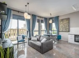 Luxury 2BR with Nice View - Next King David Hotel