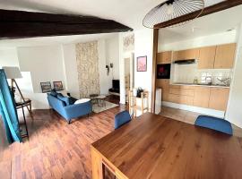 Appartement 41 m² I Centre Historique I ROMANS, ubytování v soukromí v destinaci Romans-sur-Isère