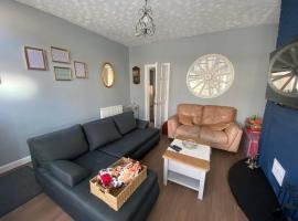 Cosy and Comfortable Newly Refurbished Family Home, appartement à Hull