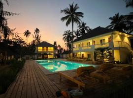Mem Luxury Apartments and Hotel, hotel near Zanzibar Butterfly Centre, Paje