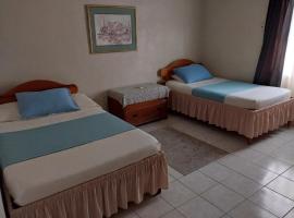 Casa Villa Apartments, hotel em Calliaqua