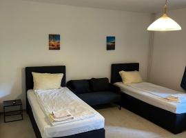 2-Zimmer Monteurwohnung mit großem Balkon, vacation rental in Kiel