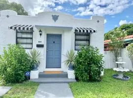 Cozy rooms in cute house, close to Miami airport - Free parking