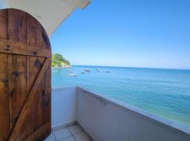 Villa frente al mar en Yelapa para 2 personas, готель у місті Єлапа