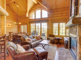 Ski-InandSki-Out Mountain Village Condo with Hot Tub!, hôtel à Telluride