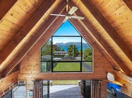 Lakeview Chalet Lake Tarawera, hotel em Lake Tarawera