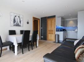 Appartement cosy avec balcon, 6 pers, proche pistes et commerces, Huez - FR-1-405-199, hotel in Huez