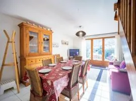 Appartement 8 personnes à Génos - Wifi, près du lac - FR-1-695-22