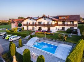 Pension Ambros, hotel v destinaci Büchlberg