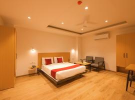 Hotel GT at Delhi Airport, hotel di Aerocity, New Delhi