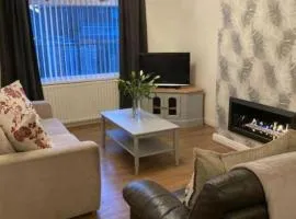 Coniston House Lancaster 3 bedrooms Parking and Garden