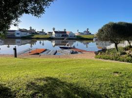 PelicanStay, Hotel in Velddrif