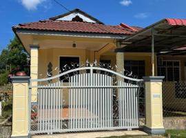 AR HOMESTAY KUALA TERENGGANU, hytte i Kuala Terengganu