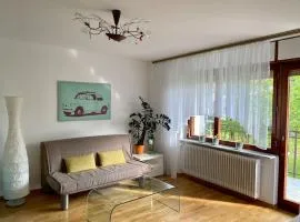Spacious APT in a Quiet Neighbourhood + Private Parking