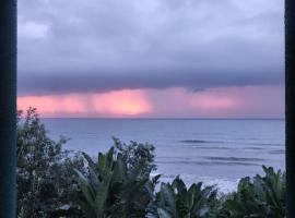 No 3 Breakerview Bay, viešbutis mieste Trafalgar